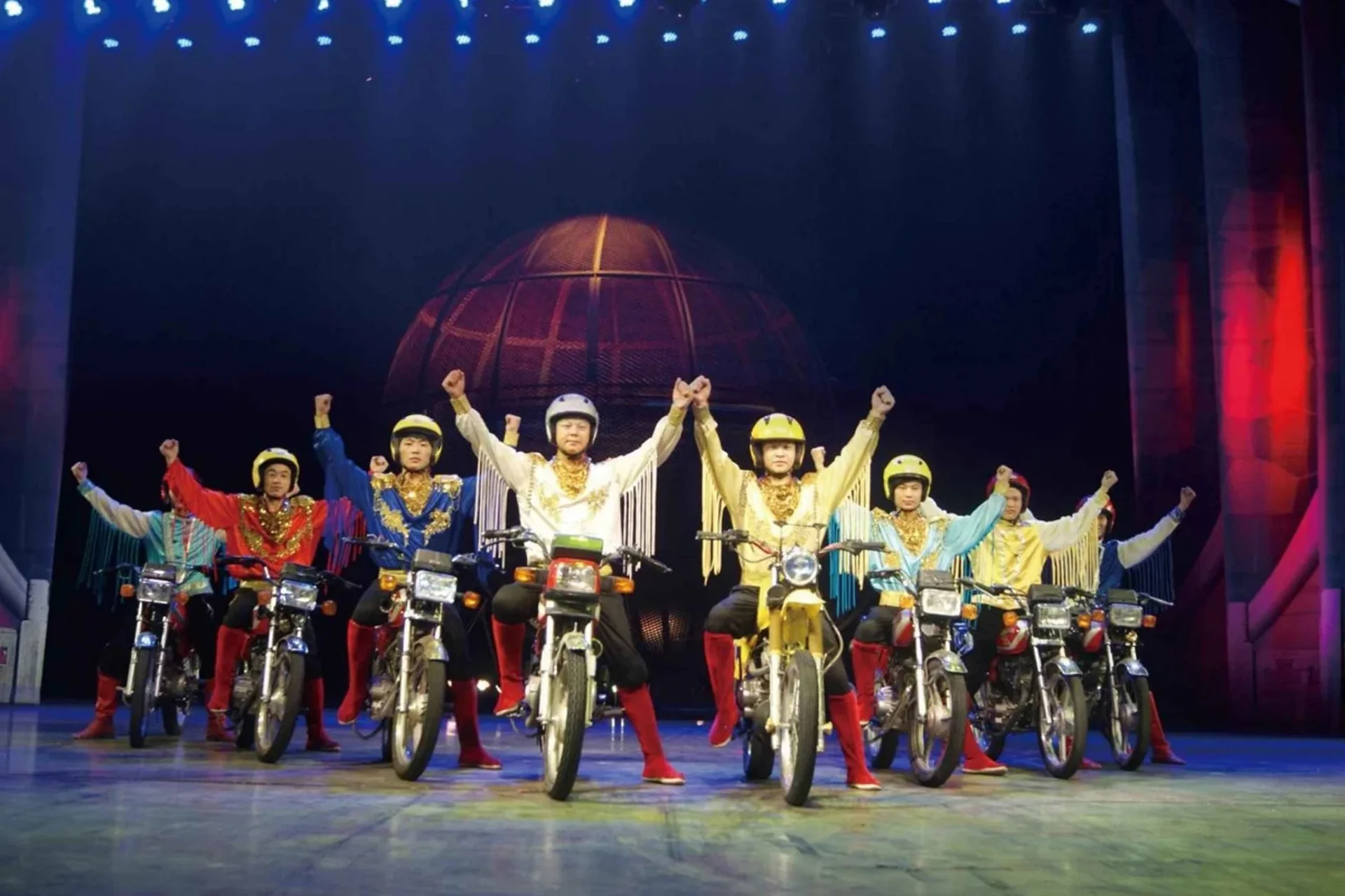 北京朝阳杂技演出精彩剧照